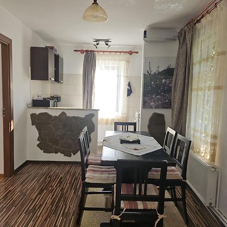 Готель Casa Stely Ришнов Екстер'єр фото